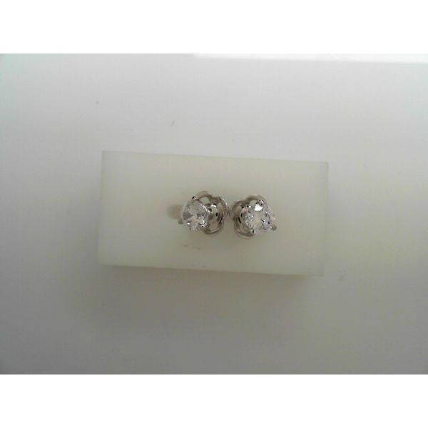 Earrings Tovon & Co. Jewelers Dallas, PA
