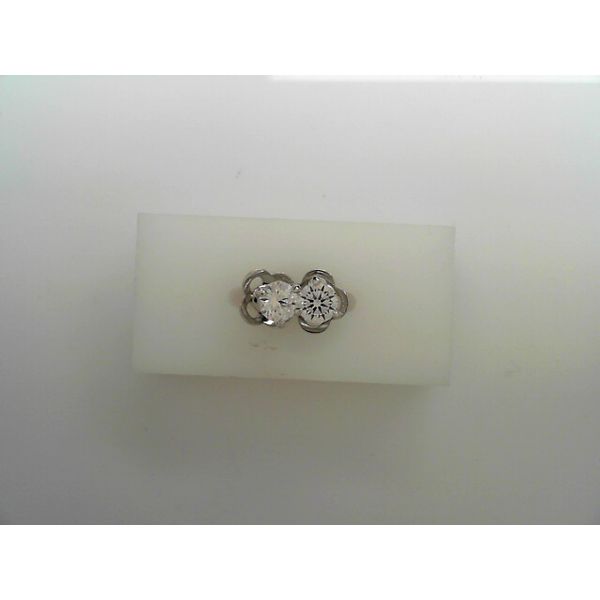 Earrings Tovon & Co. Jewelers Dallas, PA