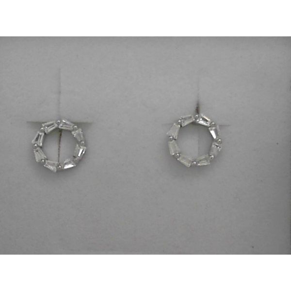 Earrings Tovon & Co. Jewelers Dallas, PA