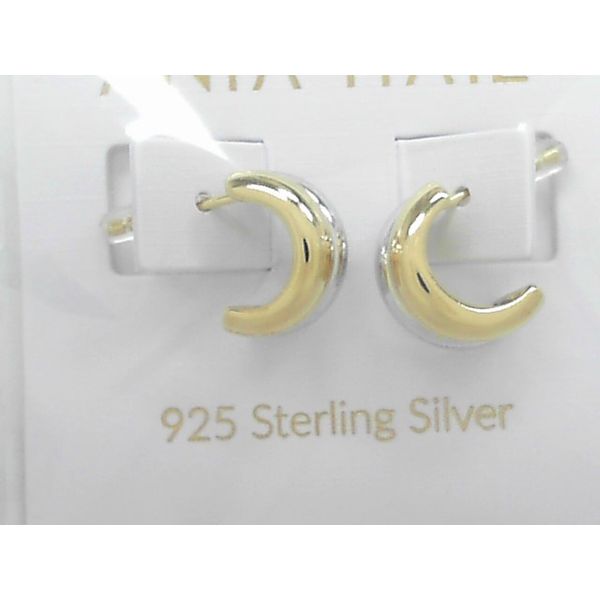 Earrings Tovon & Co. Jewelers Dallas, PA