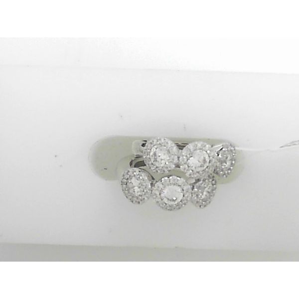 Earrings Tovon & Co. Jewelers Dallas, PA