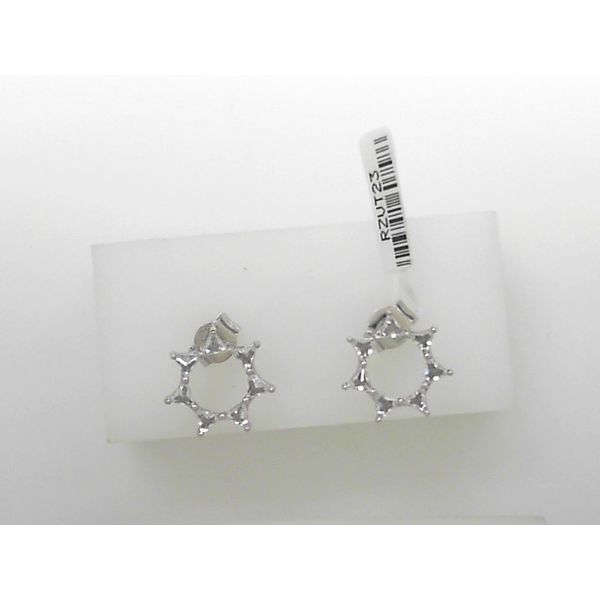 Earrings Tovon & Co. Jewelers Dallas, PA