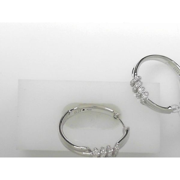 Earrings Tovon & Co. Jewelers Dallas, PA