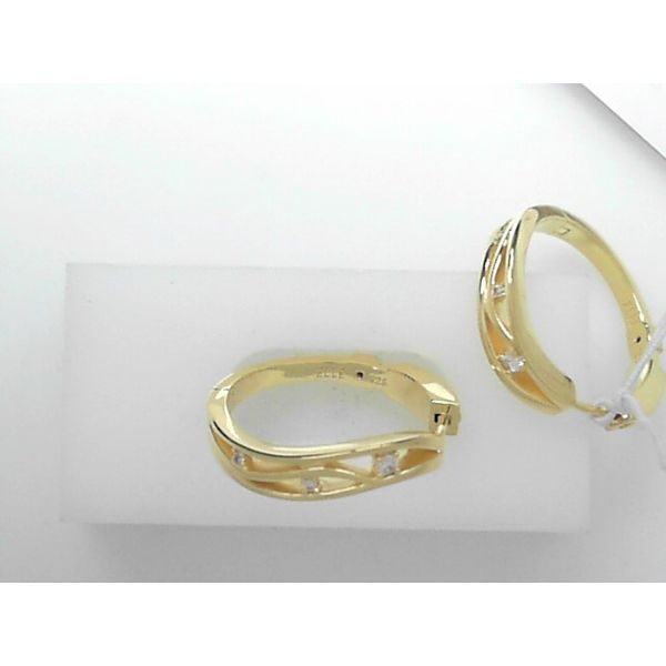 Earrings Tovon & Co. Jewelers Dallas, PA