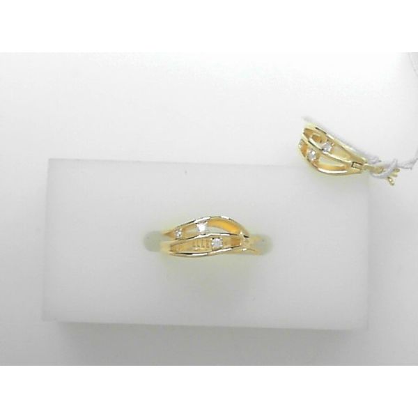 Earrings Tovon & Co. Jewelers Dallas, PA