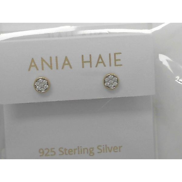 Earrings Tovon & Co. Jewelers Dallas, PA