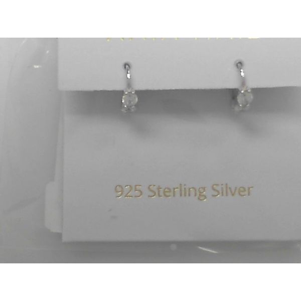 Earrings Tovon & Co. Jewelers Dallas, PA