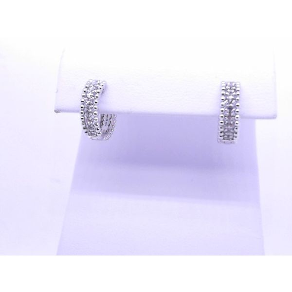 Earrings Tovon & Co. Jewelers Dallas, PA