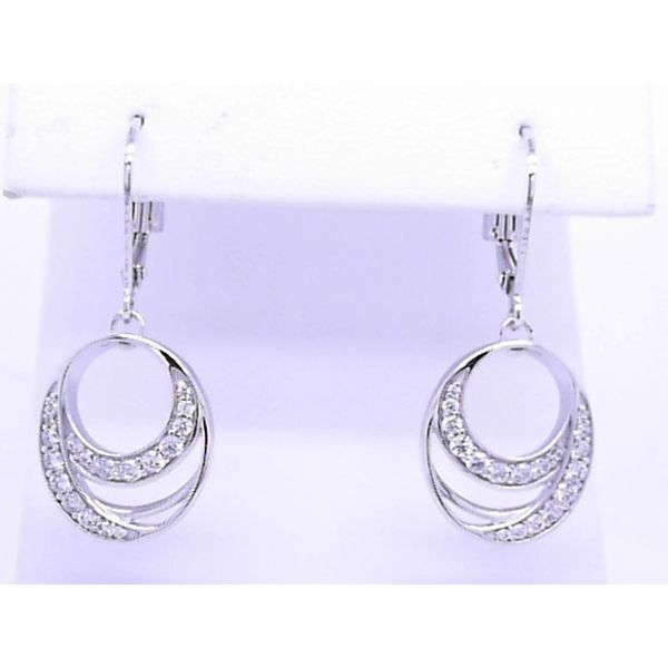 Earrings Tovon & Co. Jewelers Dallas, PA