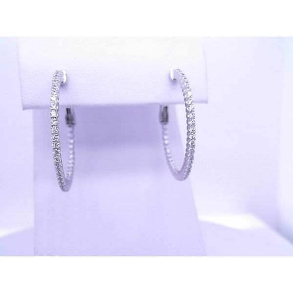 Earrings Tovon & Co. Jewelers Dallas, PA