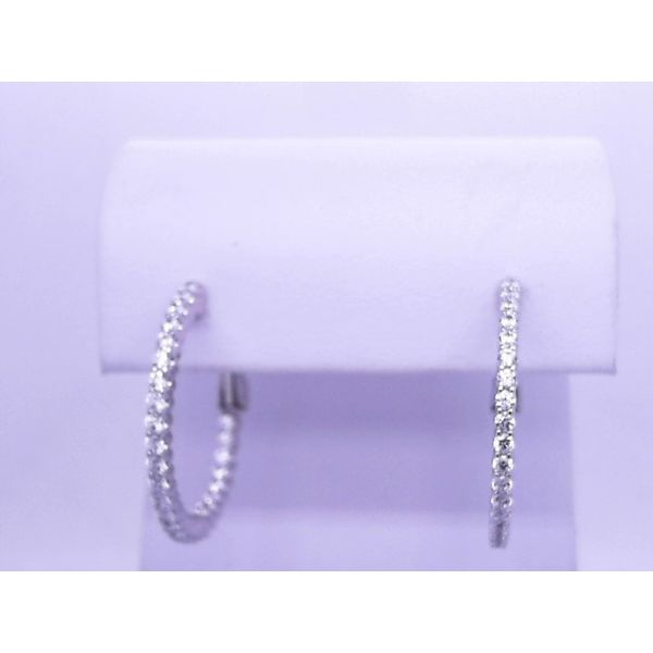 Earrings Tovon & Co. Jewelers Dallas, PA