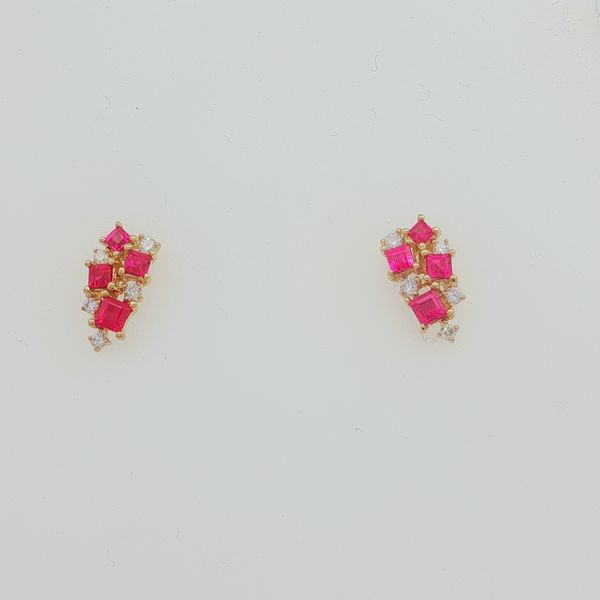 Earrings Towne Square Jewelers Charleston, IL