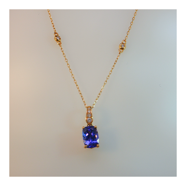 Necklace Towne Square Jewelers Charleston, IL