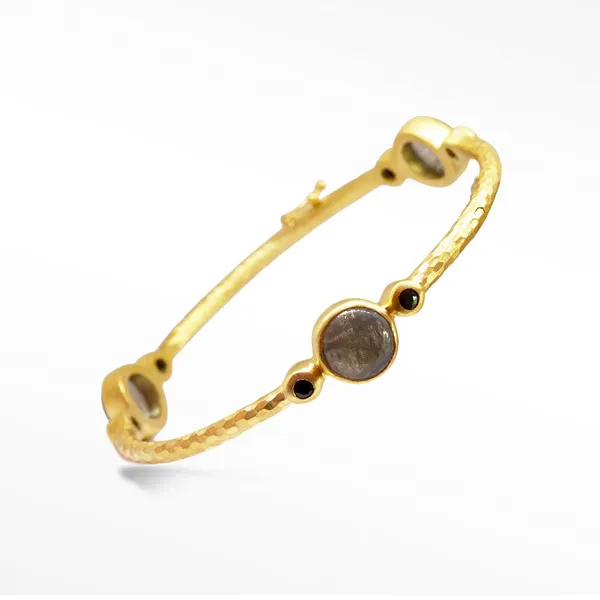 Bracelet Towne Square Jewelers Charleston, IL