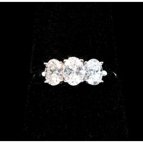 LG Diamond Engagement Ring Image 2 Masterpiece Jewelers  Daytona Beach, FL