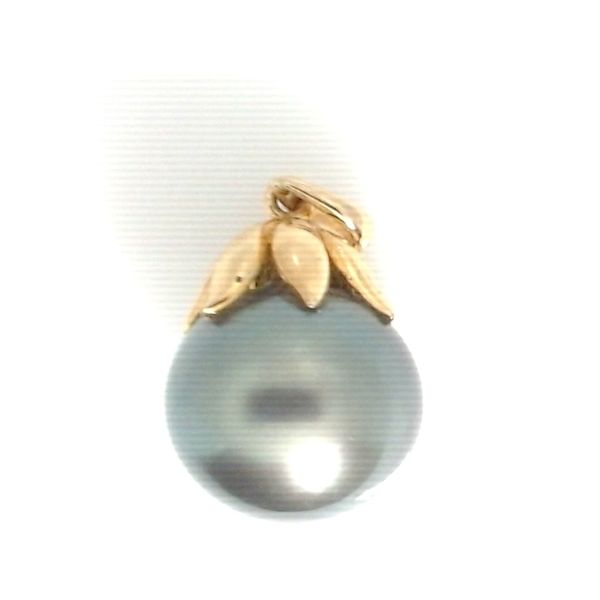 Estate Pearl Pendants Masterpiece Jewelers  Daytona Beach, FL