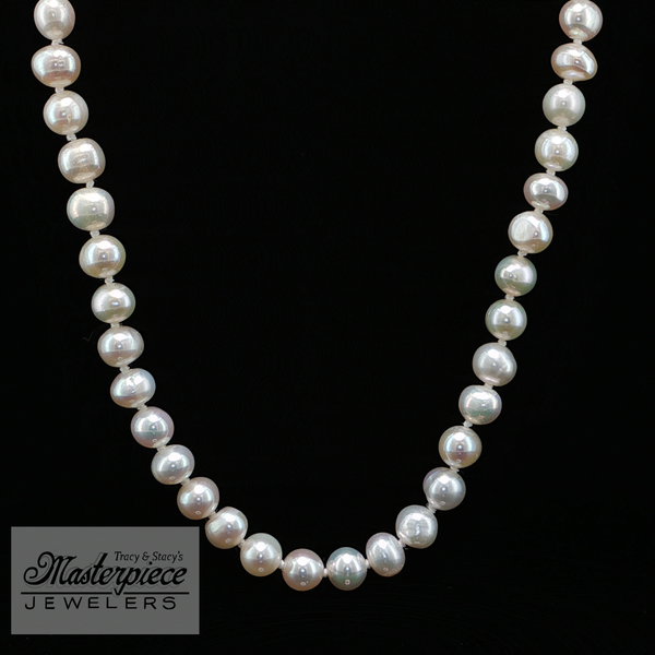 Estate Pearl Necklace Image 4 Masterpiece Jewelers  Daytona Beach, FL