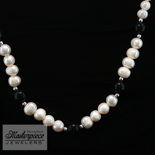 Estate Pearl Necklace Image 4 Masterpiece Jewelers  Daytona Beach, FL
