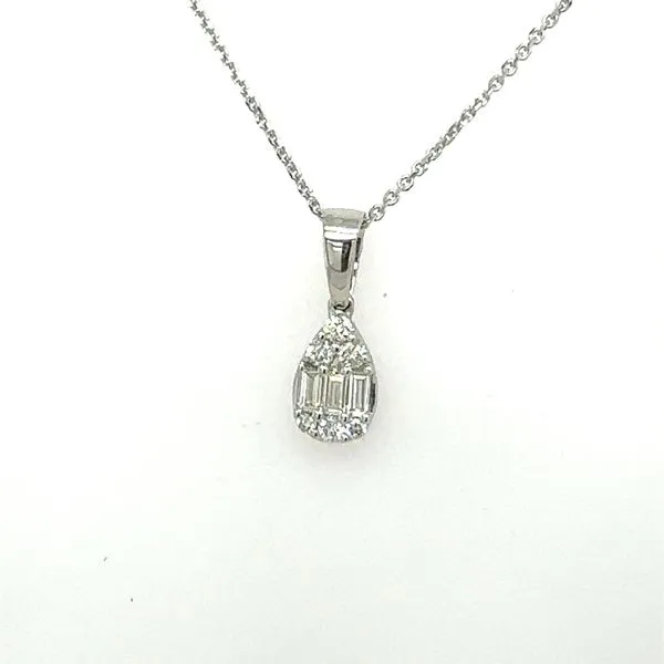 Pendant Trenton Jewelers Ltd. Trenton, MI