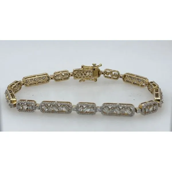 Bracelet Trenton Jewelers Ltd. Trenton, MI