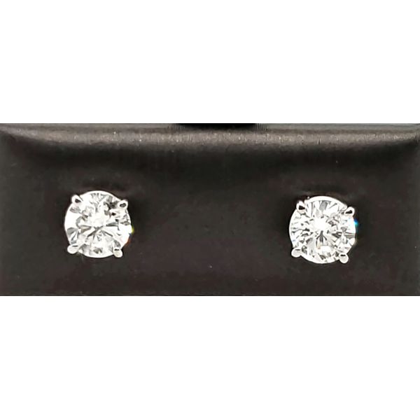 Diamond Stud Trinity Jewelers  Pittsburgh, PA