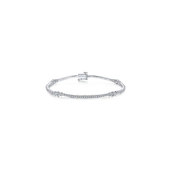 14 Karat White Gold Diamond Bracelet Trinity Jewelers  Pittsburgh, PA