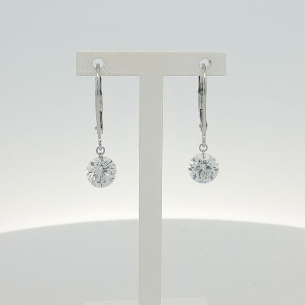 Lab Diamond Earrings Trinity Jewelers  Pittsburgh, PA
