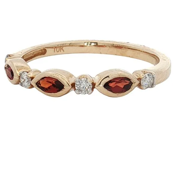 10 Karat Yellow Gold Garnet & Diamond Ring Trinity Jewelers  Pittsburgh, PA