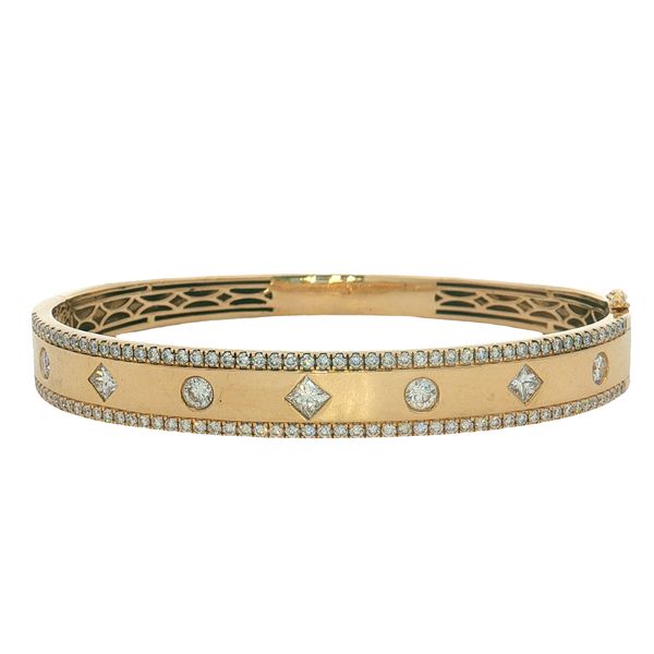 14 Karat Yellow Gold Diamond Bangle Bracelet Trinity Jewelers  Pittsburgh, PA