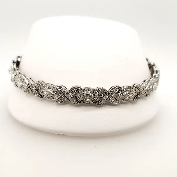 Estate 18 Karat Diamond Bracelet Trinity Jewelers  Pittsburgh, PA