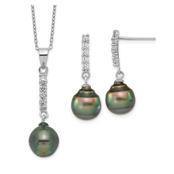 Sterling Silver  9-10mm Black Teardrop Tahitian Saltwater Pearl & CZ 17