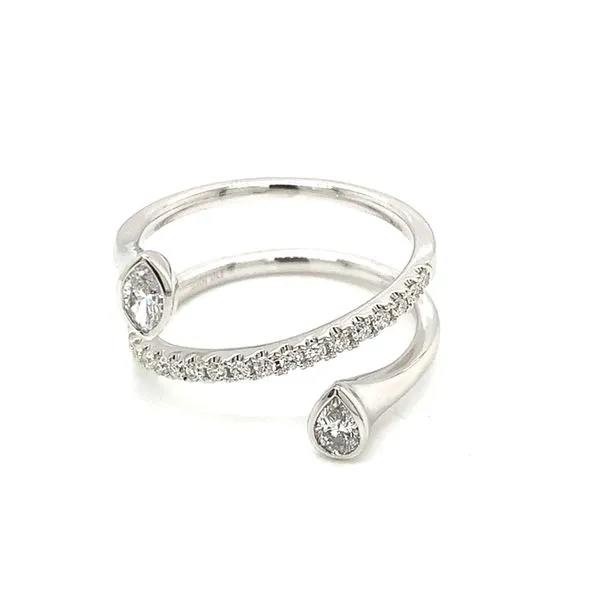 Diamond Fashion Rings in 14 Karat White Gold 4.07 Grams Tzfasman Jewelers Brooklyn, NY