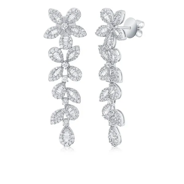 Diamond Earrings in 14 Karat White Gold 11.73 Grams Tzfasman Jewelers Brooklyn, NY