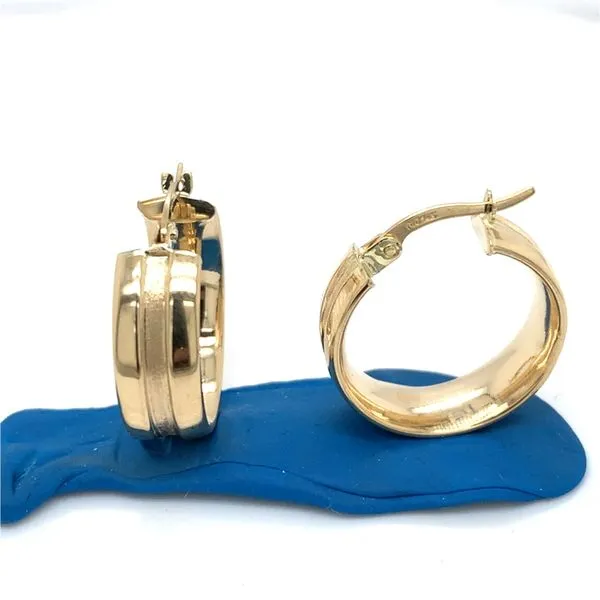 Gold Earrings in 14 Karat Yellow Gold 2.5 Grams Tzfasman Jewelers Brooklyn, NY