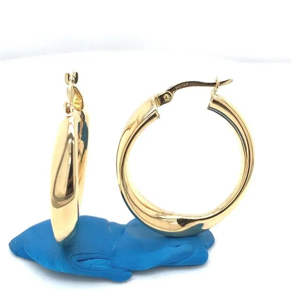 Gold Earrings in 14 Karat Yellow Gold 2.9 Grams Tzfasman Jewelers Brooklyn, NY