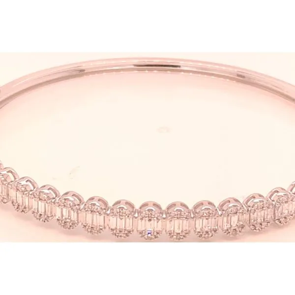 Diamond Bangles in 14 Karat White Gold Tzfasman Jewelers Brooklyn, NY