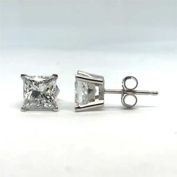 Lab Grown Diamond Stud Earrings Vail Creek Jewelry Designs Turlock, CA
