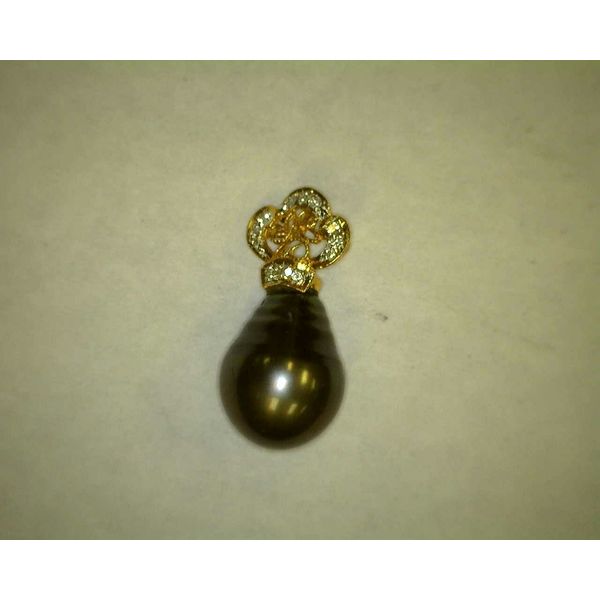 Pearl Pendant Vail Creek Jewelry Designs Turlock, CA