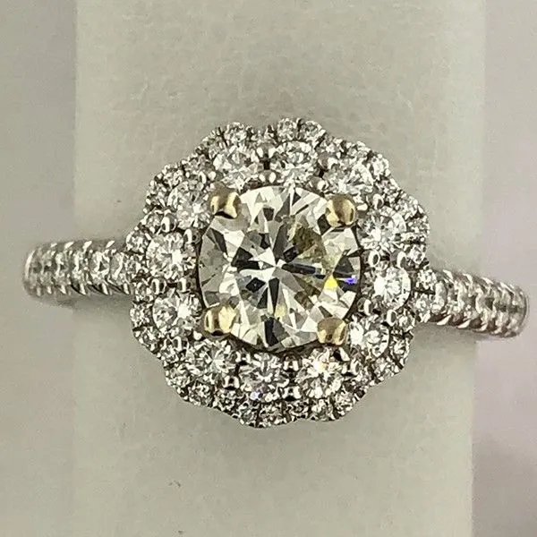 Roman and Jewels Valentine's Fine Jewelry Dallas, PA
