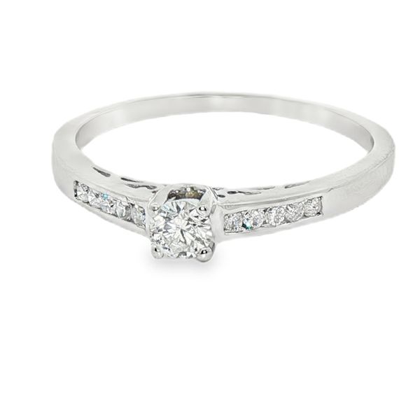 DIAMOND ENGAGEMENT RINGS/GOLD/PLATINUM Valentine's Fine Jewelry Dallas, PA