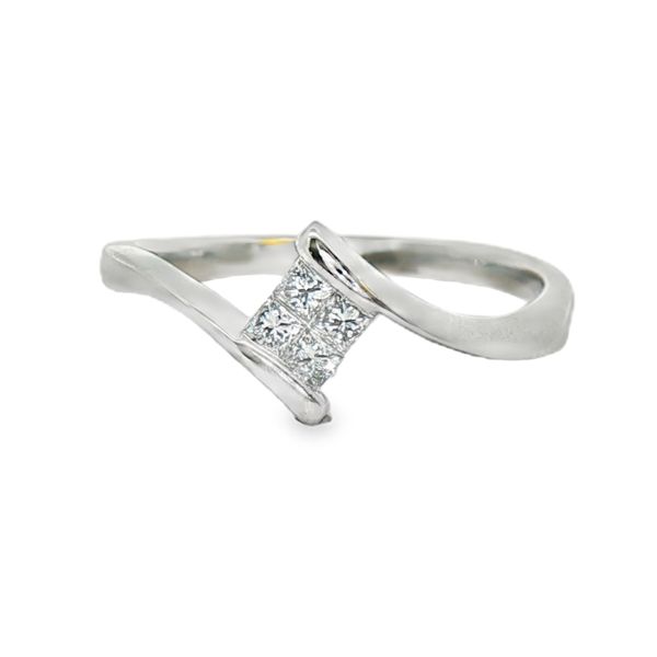 DIAMOND FASHION RINGS/GOLD/PLATINUM Valentine's Fine Jewelry Dallas, PA