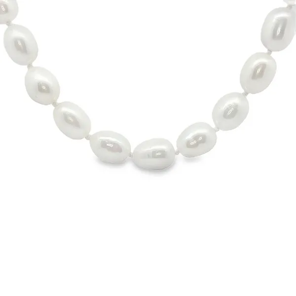 PENDANTS/NECKLACES/PEARL/GOLD/PLATINUM Valentine's Fine Jewelry Dallas, PA