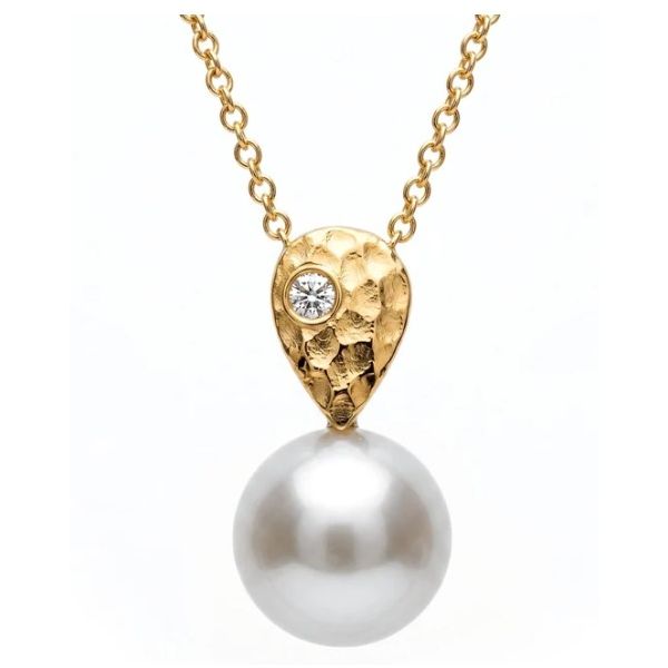 Pearl Pendant Valentine's Fine Jewelry Dallas, PA