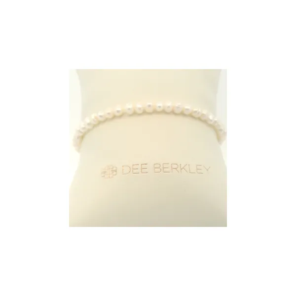 Pearl Bracelet with Gold Filled Bead Valentine's Fine Jewelry Dallas, PA