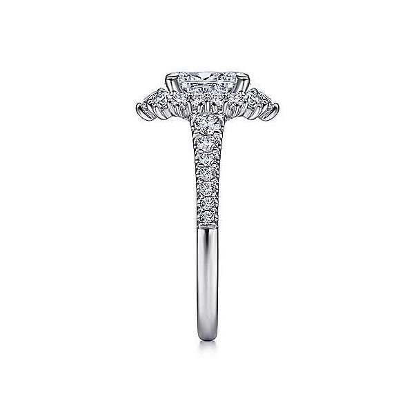 14K White Gold Oval Halo Diamond Engagement Ring Image 4 Van Adams Jewelers Snellville, GA