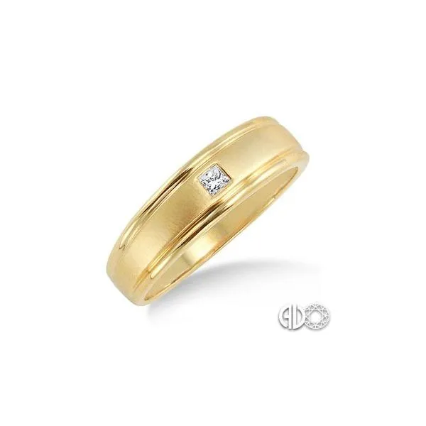 Diamond Men Ring in 14K Yellow Gold Van Adams Jewelers Snellville, GA