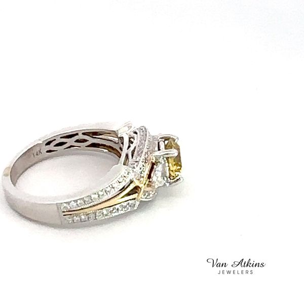 1.73 Carat Diamond Ring RBC Image 2 Van Atkins Jewelers New Albany, MS