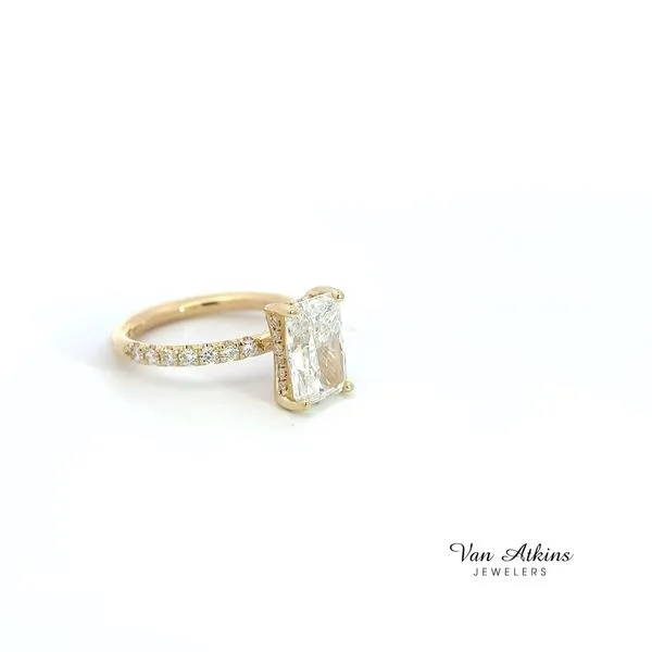 3.62 Carat Diamond Rings Radiant 