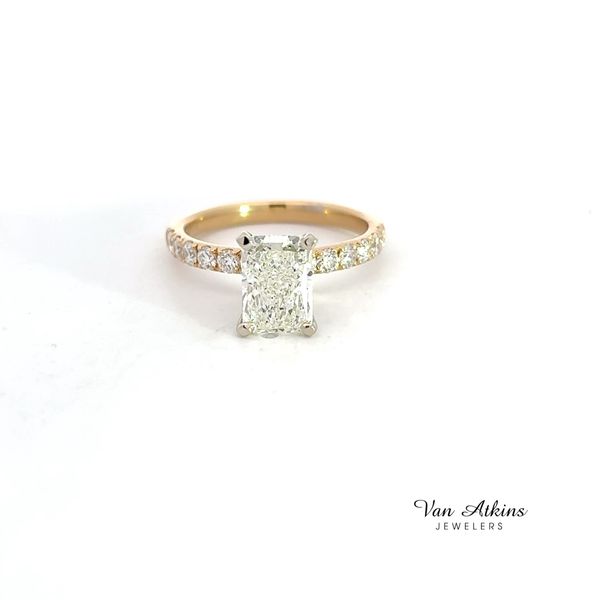 2.63 Carat Diamond Ring Radiant Image 4 Van Atkins Jewelers New Albany, MS