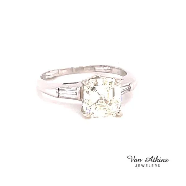 2.06 Carat Diamond Ring Emerald Image 2 Van Atkins Jewelers New Albany, MS